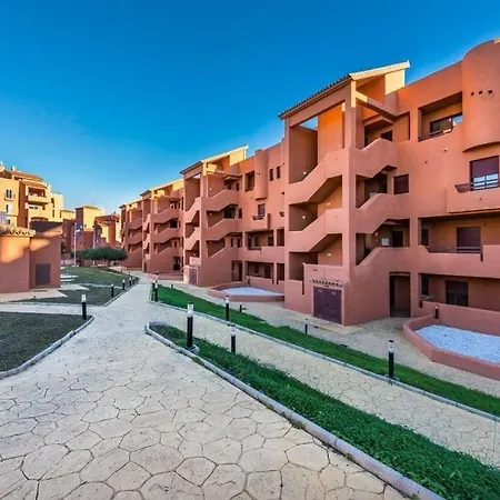Vineyard Shores - *