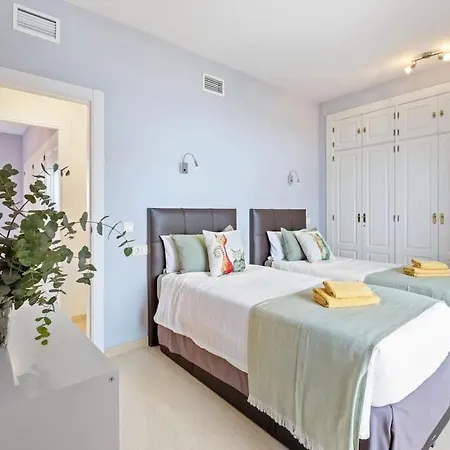 Apartment Vineyard Shores - *